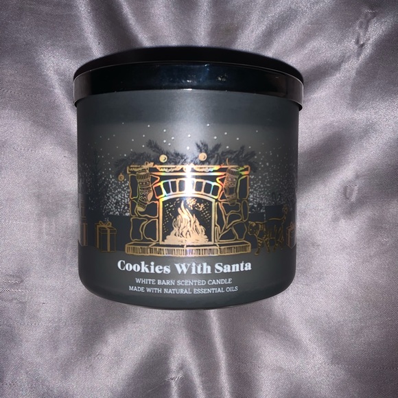 Bath & Body Works Cookies For Santa White Barn 14.5oz  3-Wick Candles - Picture 4 of 4